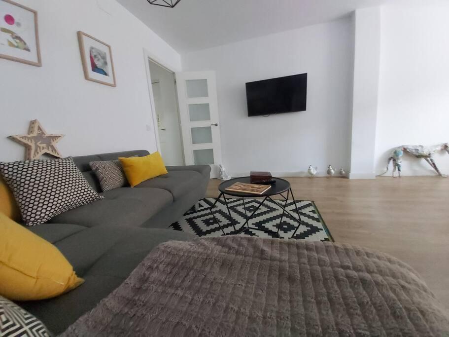 Luminoso Apartamento En El Centro, Con Mucho Arte Sevilla Eksteriør bilde
